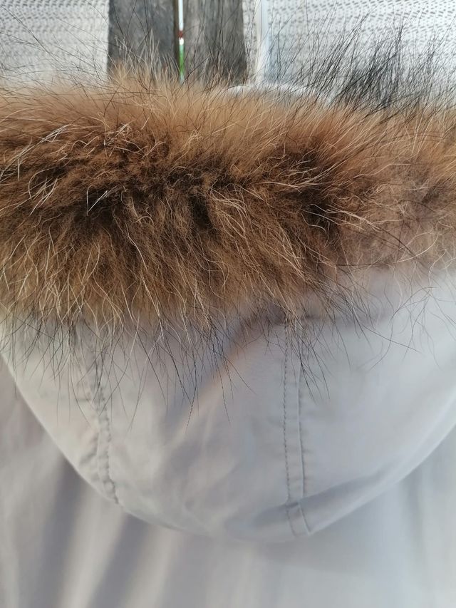 Cappotto piuma beige con cappuccio