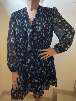 Vestido Mango floral negro