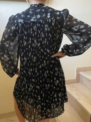 Vestido Mango floral negro