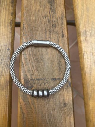Pulsera de hombre con cierre magnético