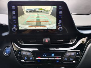 Toyota C-HR 2.0 180H DYNAMIC