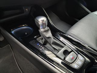 Toyota C-HR 2.0 180H DYNAMIC