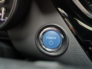 Toyota C-HR 2.0 180H DYNAMIC