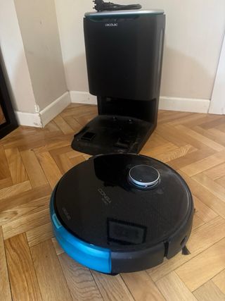 Cecotec Conga 8090 Ultra + Base Autovaciado