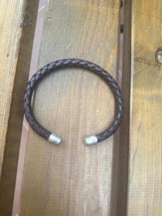 Pulsera rígida cuero trenzado hombre