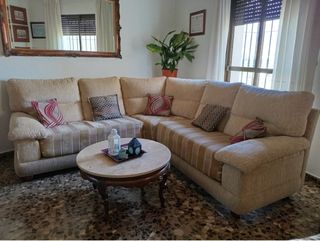 Sofá Rinconera Beige en perfecto estado.