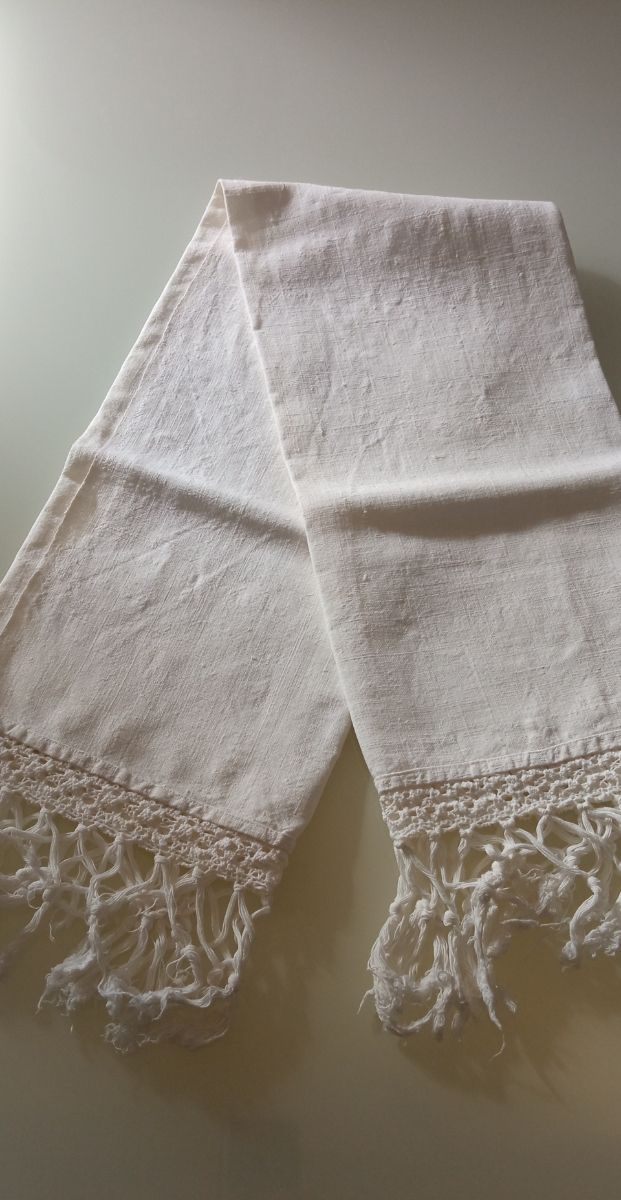 Asciugamano vintage ricamato a mano 100x60