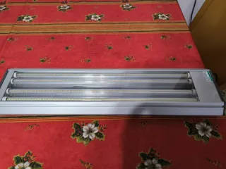 Eheim Proxima Acuario 175L con Mueble dos puertas.