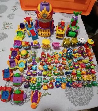 Superthings Muñecos, Coches y Cuevas