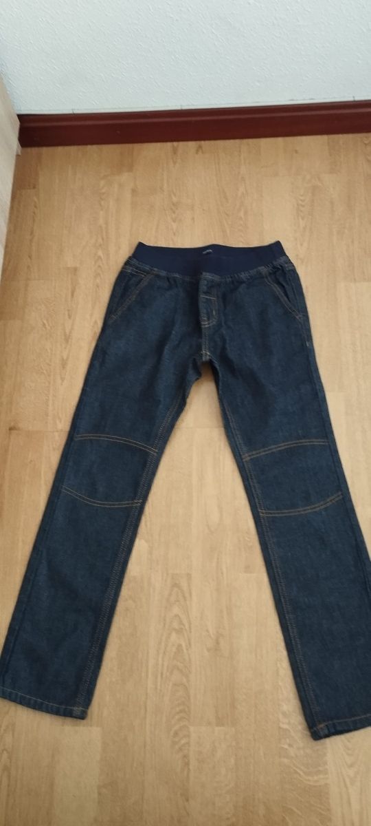 Pantalón vaquero infantil azul de niños