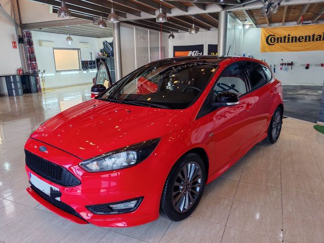 Vendo Ford Focus ST LINE