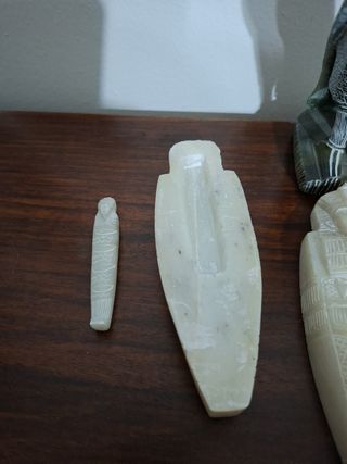 2 Figuras de alabastro de Egipto