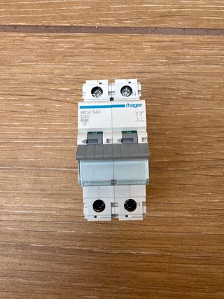 Interruptor Magnético y Diferencial Hager MCA 540