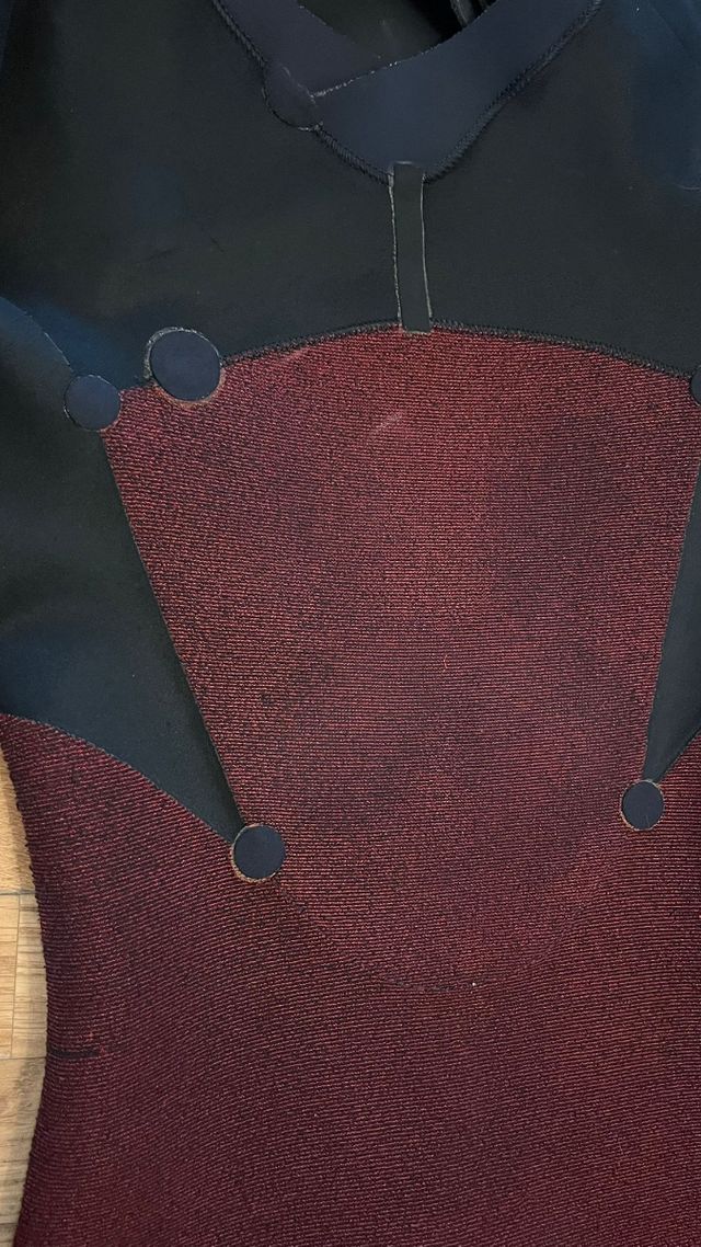 Muta surf Excel nera