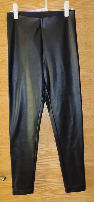 Leggings negros cuero forrados
