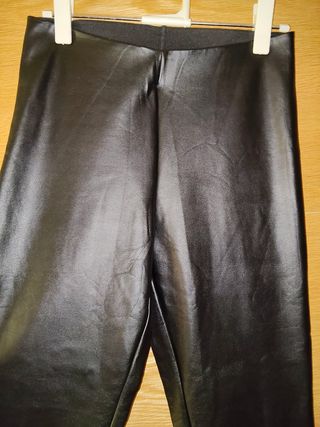 Leggings negros cuero forrados