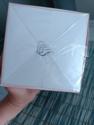 Profumo Yara rosa e bianco