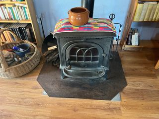 Estufa de forja antigua Jotul