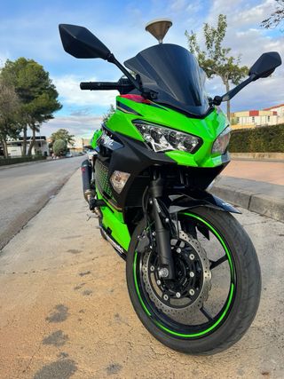 Kawasaki Ninja 400 2021 Verde