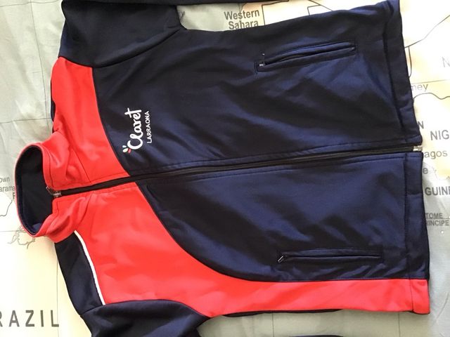 Uniforme Larraona Talla 10