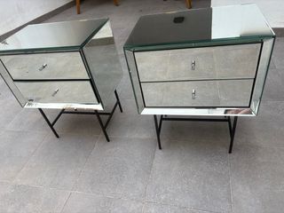 Dos Mesitas de noche espejo AM.PM Khonsou