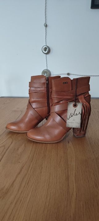 Botines de tacón Vélez piel camel 40