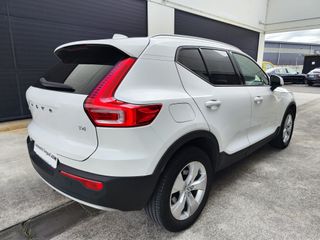 Volvo XC40 T4 MOMENTUM 2.0 190 CV AUTO