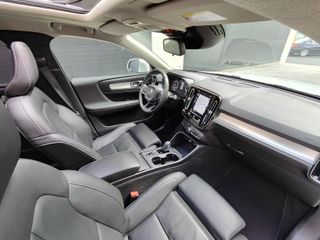 Volvo XC40 T4 MOMENTUM 2.0 190 CV AUTO