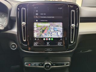 Volvo XC40 T4 MOMENTUM 2.0 190 CV AUTO