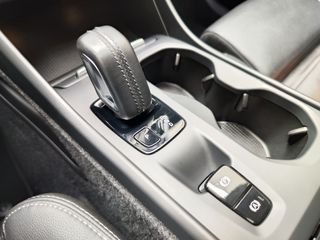 Volvo XC40 T4 MOMENTUM 2.0 190 CV AUTO