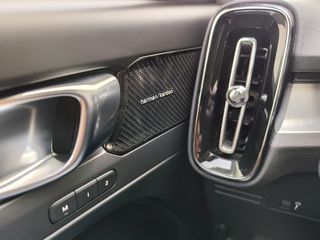 Volvo XC40 T4 MOMENTUM 2.0 190 CV AUTO