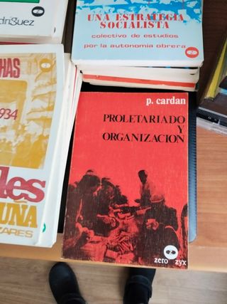 50 libros de la colección lee y discute