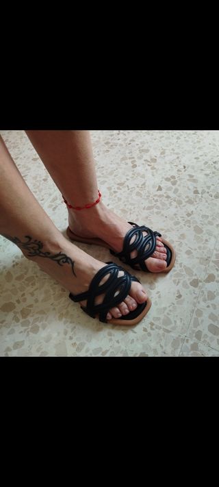 Zapatillas planas Chic Vision negras.