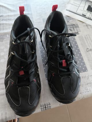 Shimano SH-MT34L Negro