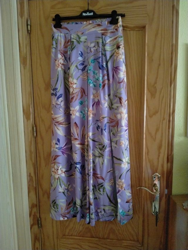 Pantalón ancho estampado floral