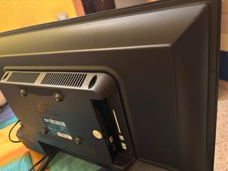 2 Monitores LG 20 Negro & TD SYSTEMS. 20”