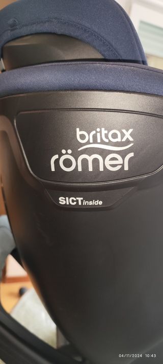 Silla de coche para bebé no tiene reductores