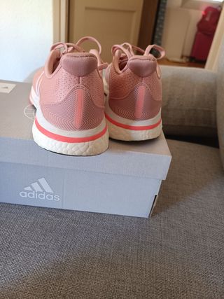 Zapatillas Adidas supernova + Mujer Talla 38. 