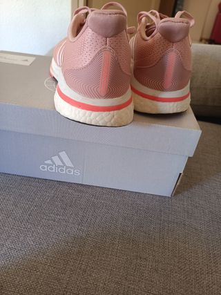 Zapatillas Adidas supernova + Mujer Talla 38. 