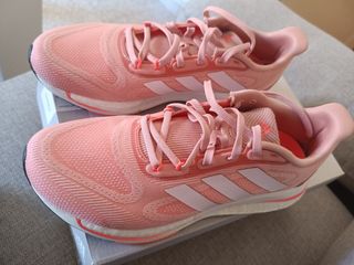 Zapatillas Adidas supernova + Mujer Talla 38. 