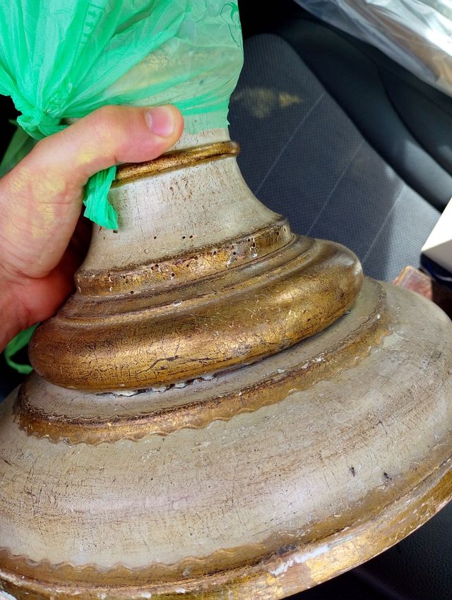 Candeliere in legno dorato XVIII/XIX sec.