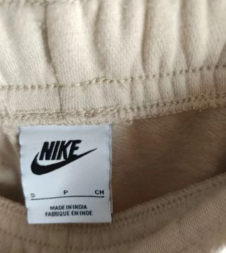 Pantalón chándal Nike beige