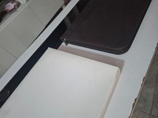 Carpeta portadocumentos de cuero sint.