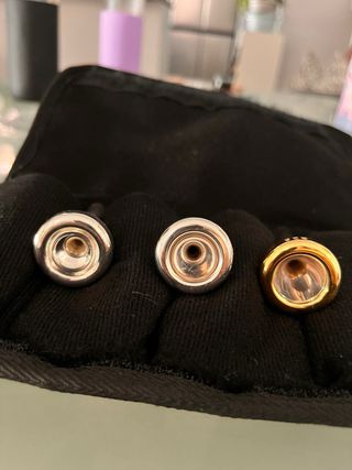 “Tú toca, yo limpio tu boquilla ”