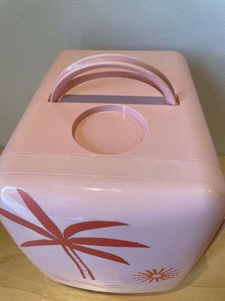 Mini nevera rosa Create