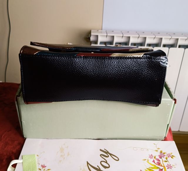 Bolso fiesta multi color encerado nuevo