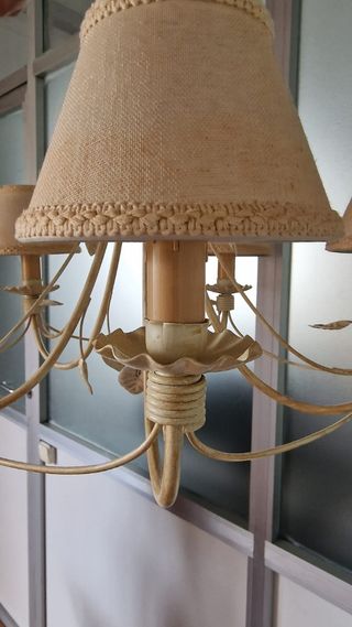 Lámpara de techo beige