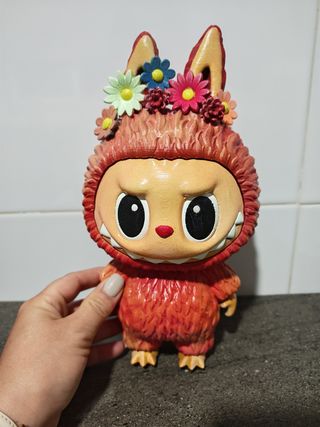 Labubus hechos a mano, encarga el tuyo a tu gusto