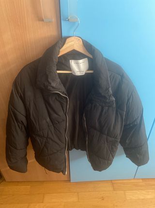 Cazadora negra Bershka