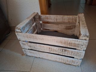 Caja de madera decorativa